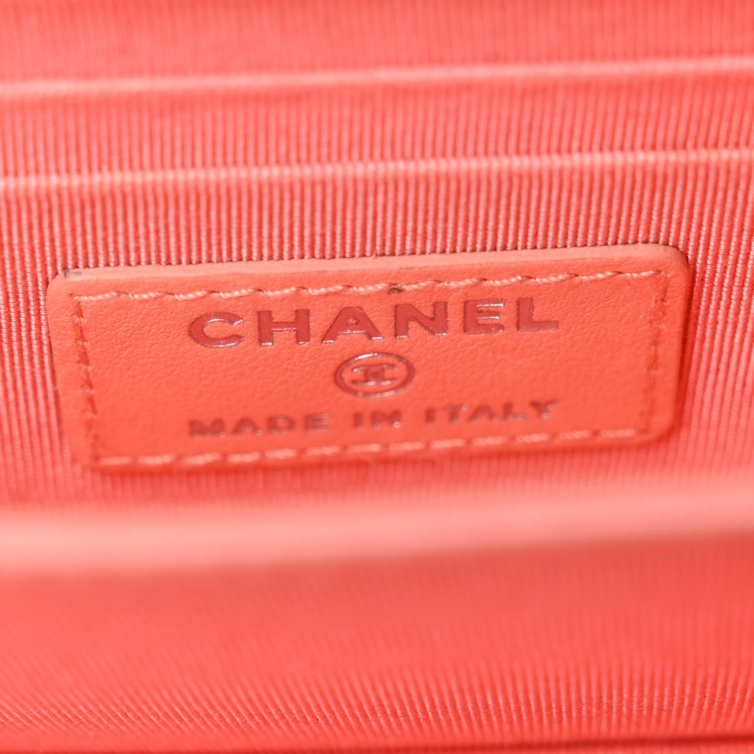 Caviar Quilted Mini Wallet On Chain WOC Coral