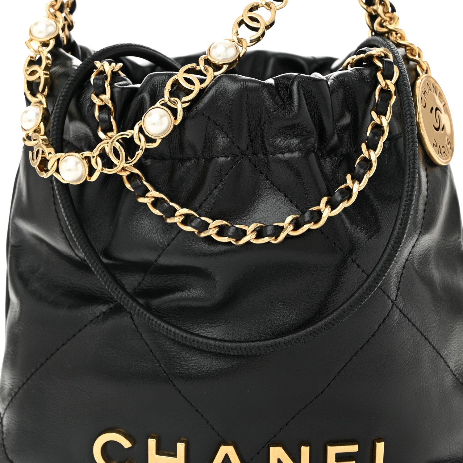 Shiny Calfskin Quilted Pearl CC Chain Mini Chanel 22 Black