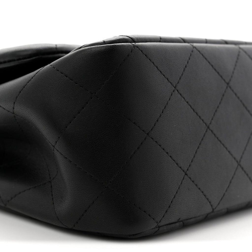 Lambskin Quilted Jumbo Double Flap Black