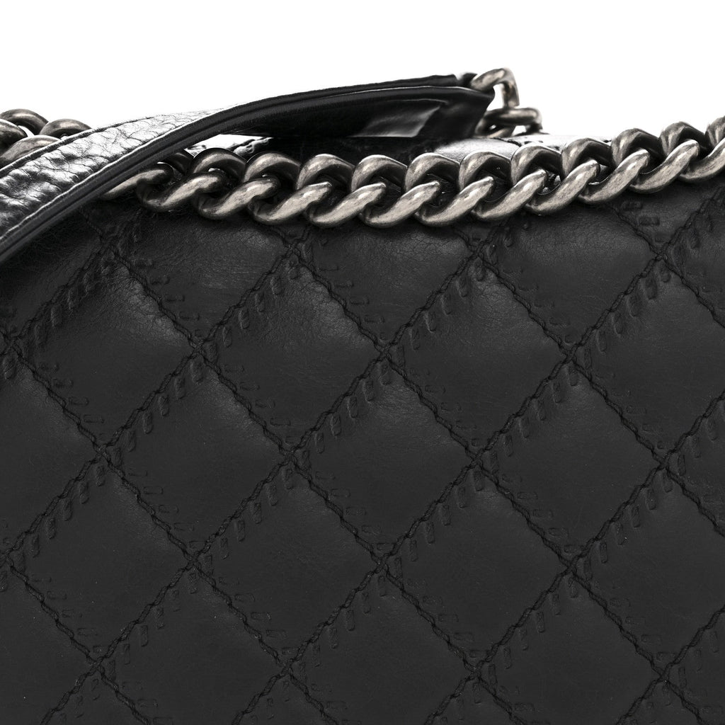 Calfskin Embossed Stitch Large Boy Flap Black