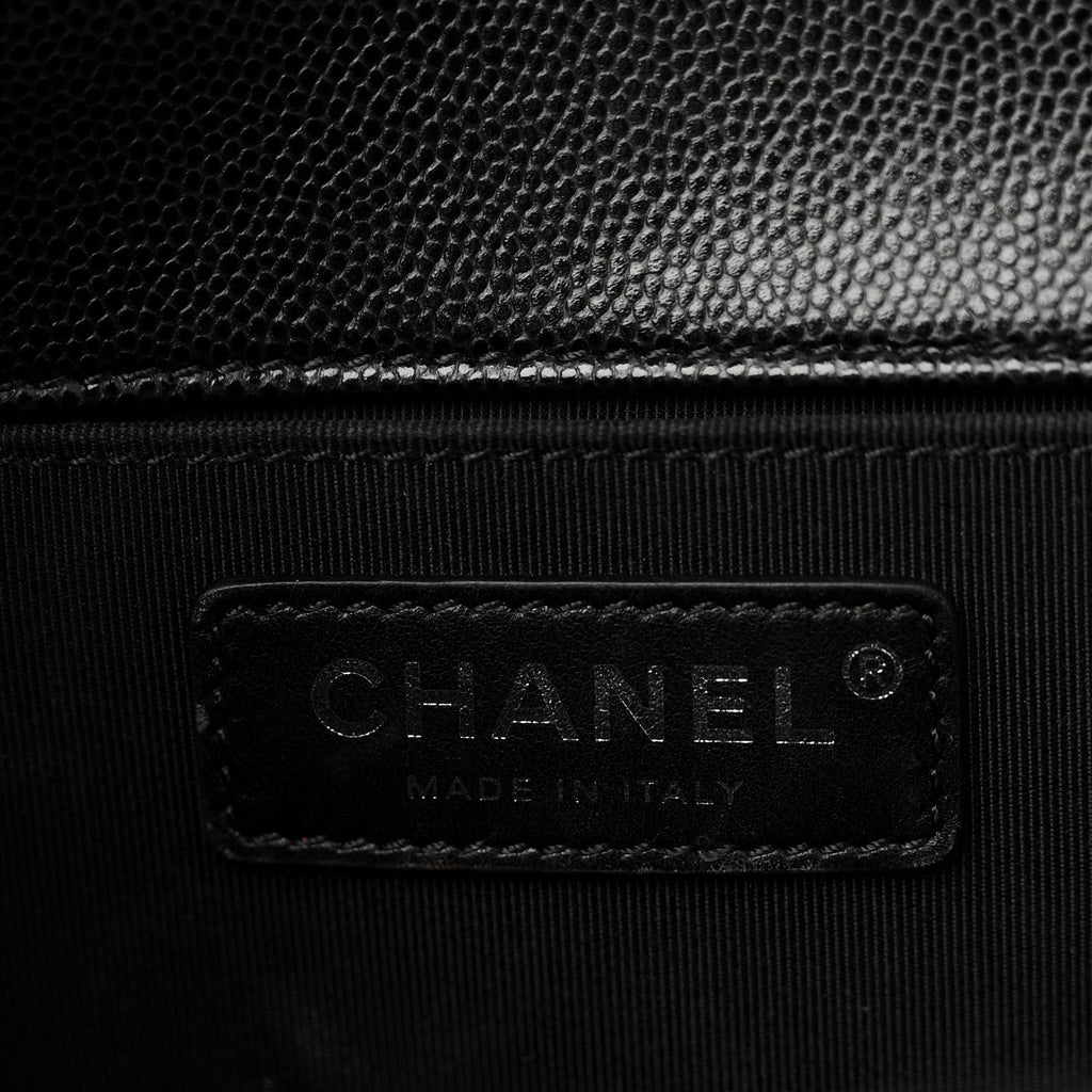 Caviar Quilted Medium Boy Flap Black