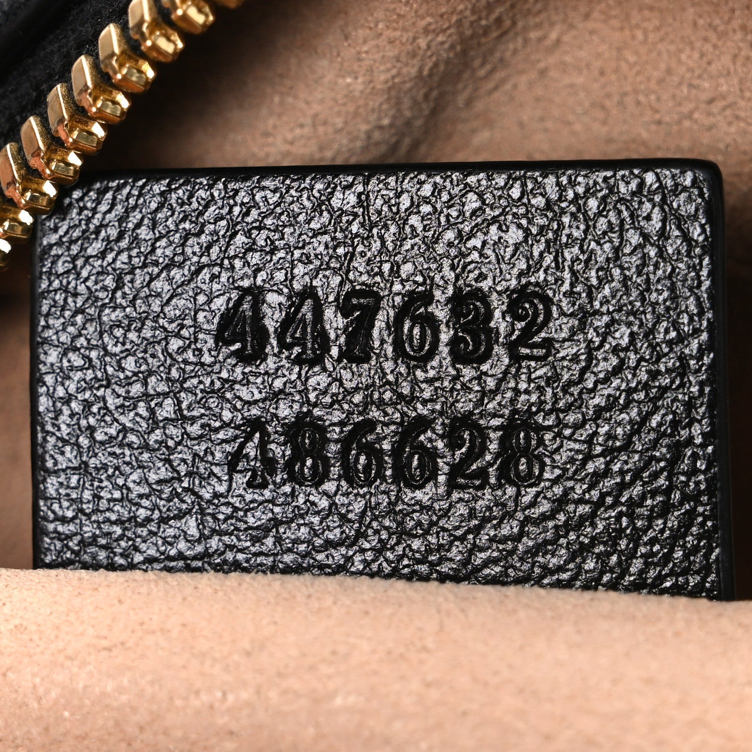 Monogram Matelasse Diagonal Small GG Marmont Chain Shoulder Bag Beige Black