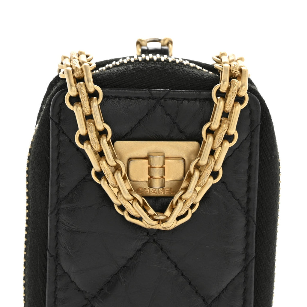 Aged Calfskin Quilted 2.55 Reissue Clutch With Chain Black