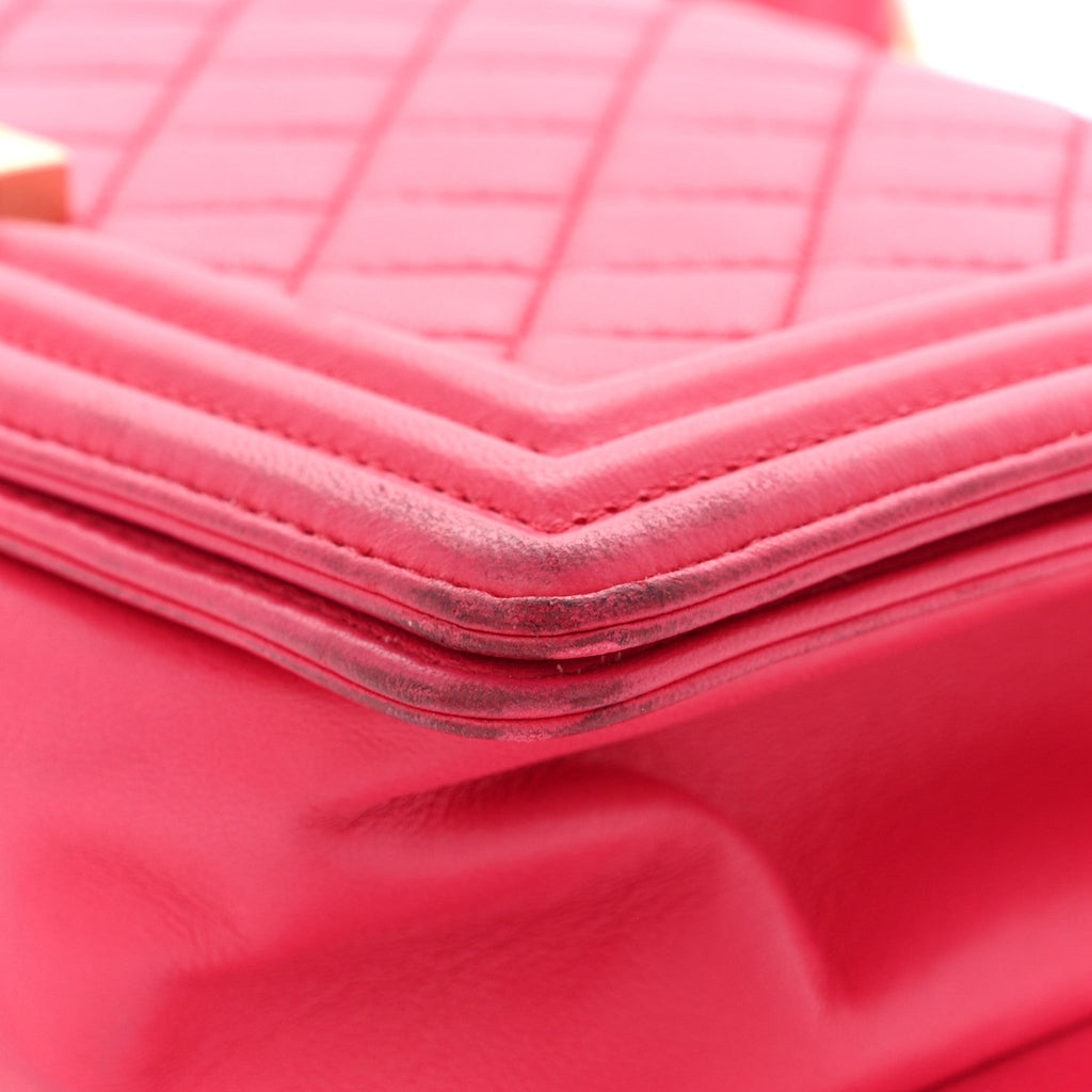 Lambskin Quilted Medium Boy Flap Fuchsia