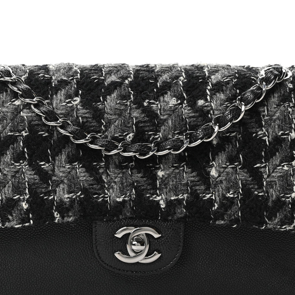 Caviar Tweed Houndstooth Quilted Medium Double Flap Black Grey