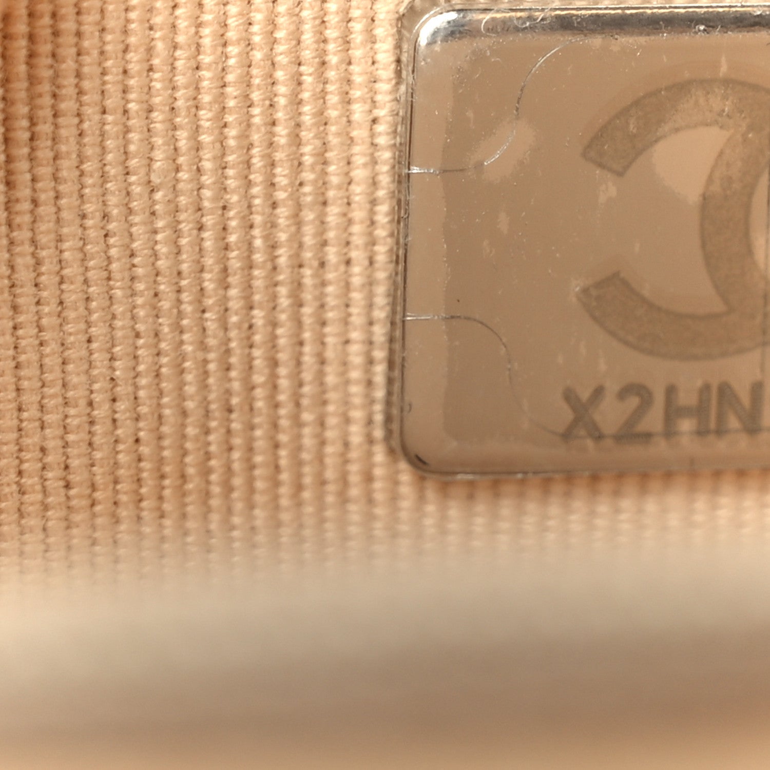 Caviar Quilted Wallet on Chain WOC Beige