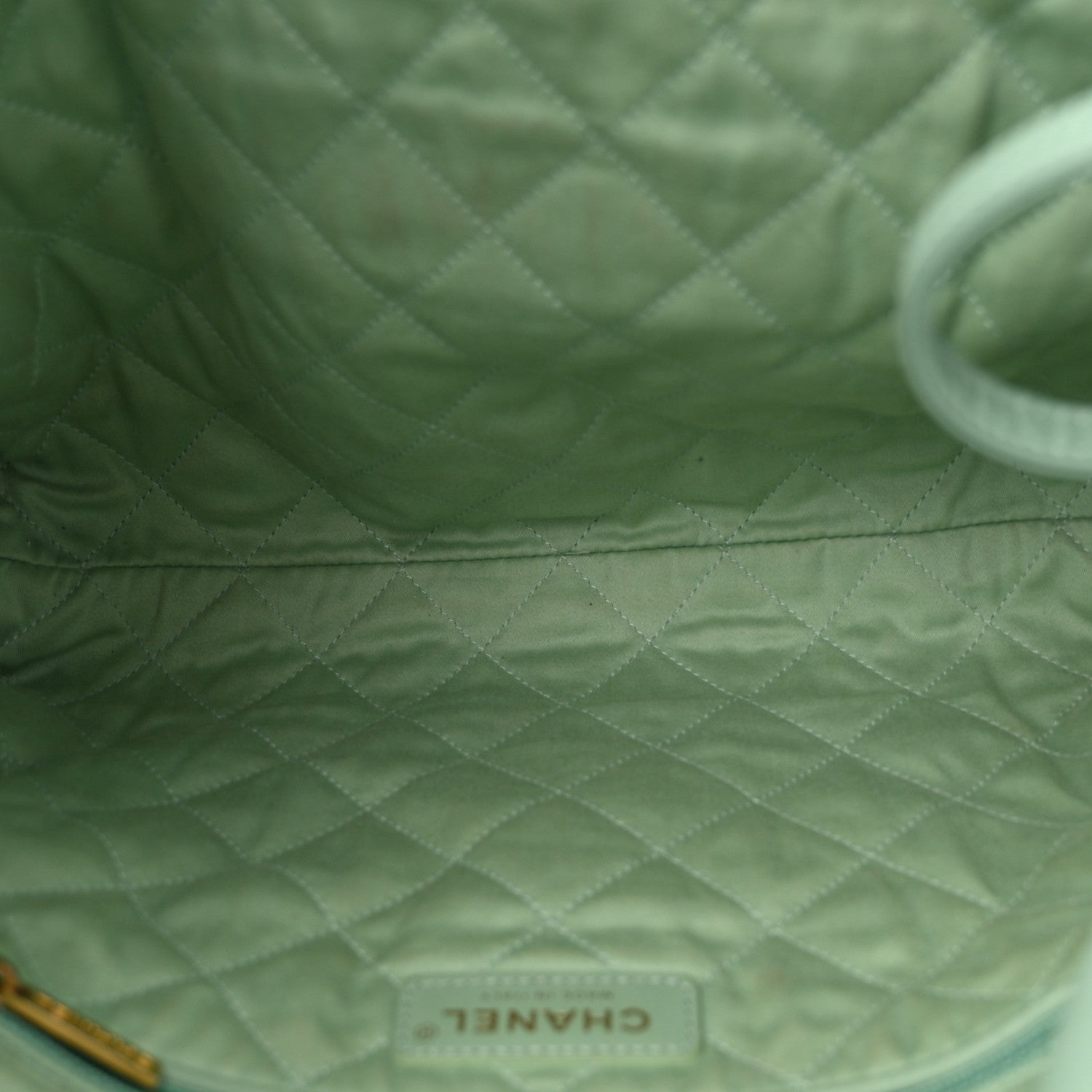 Shiny Calfskin Quilted Small Chanel 22 Light Green
