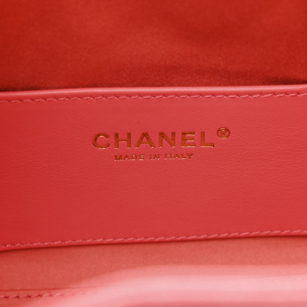 Caviar Quilted Mini Chanel 25 Handbag Coral