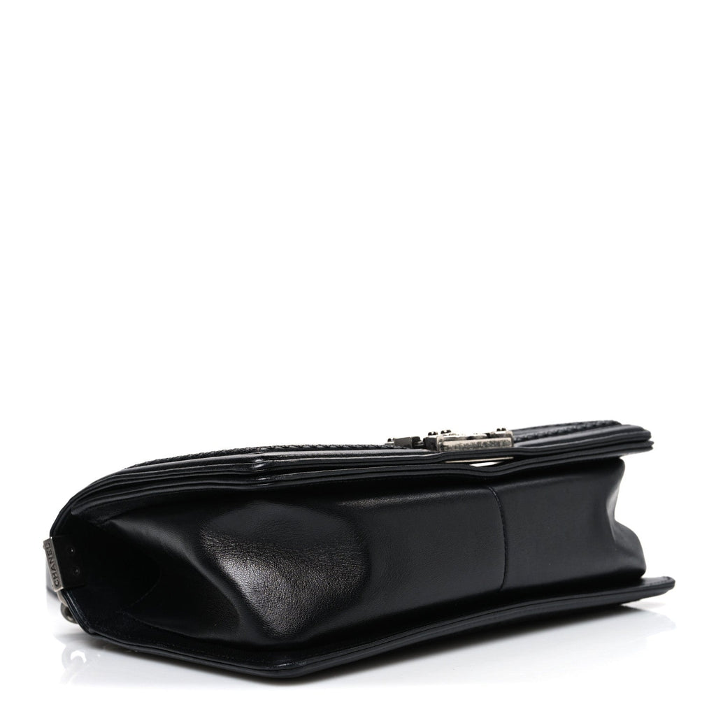 Lambskin Stitched Medium Boy Flap Black