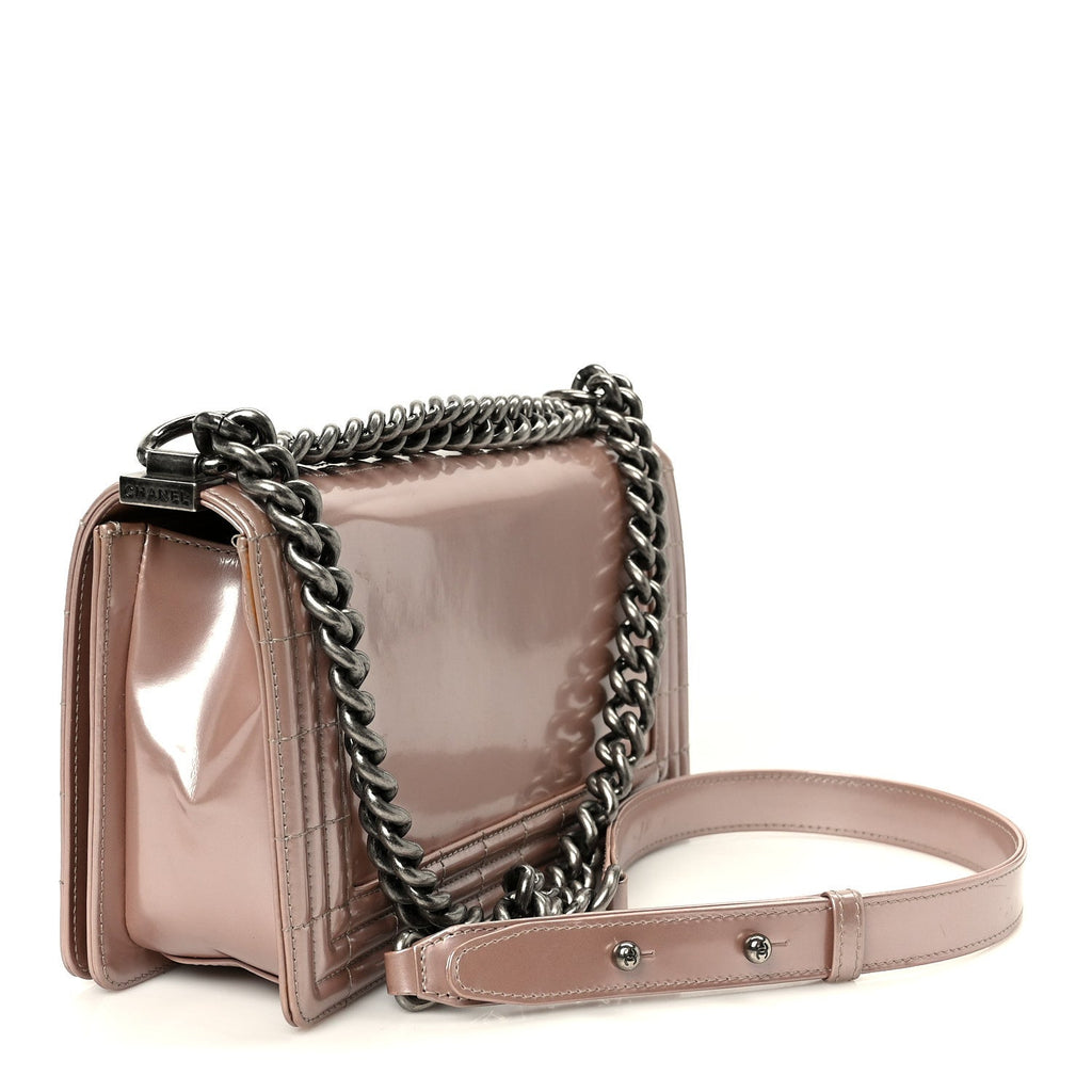 Iridescent Glazed Calfskin Medium Boy Flap Light Pink