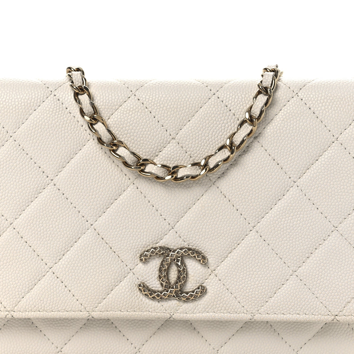 Caviar Quilted Perforated Metal CC Wallet On Chain WOC White