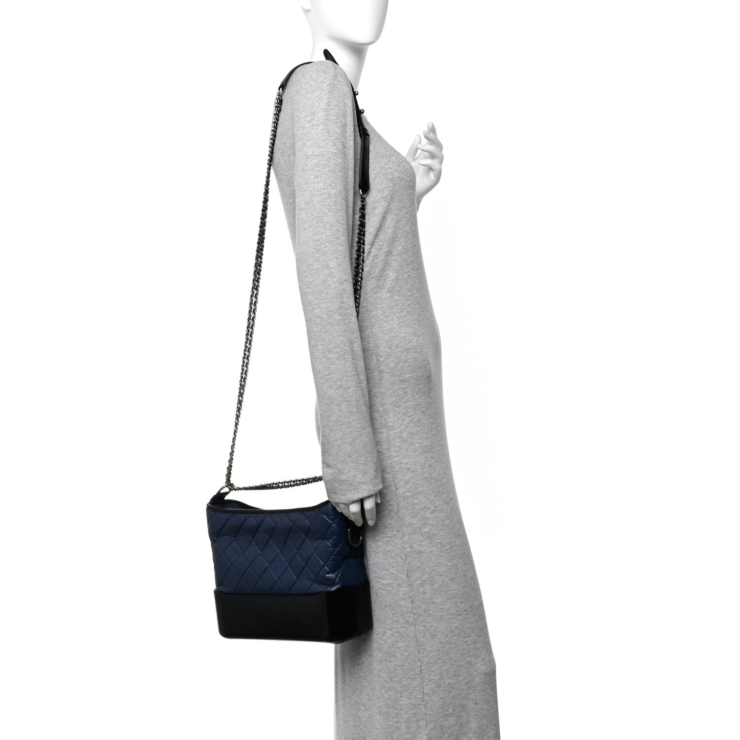 Aged Calfskin Quilted Medium Gabrielle Hobo Navy Black