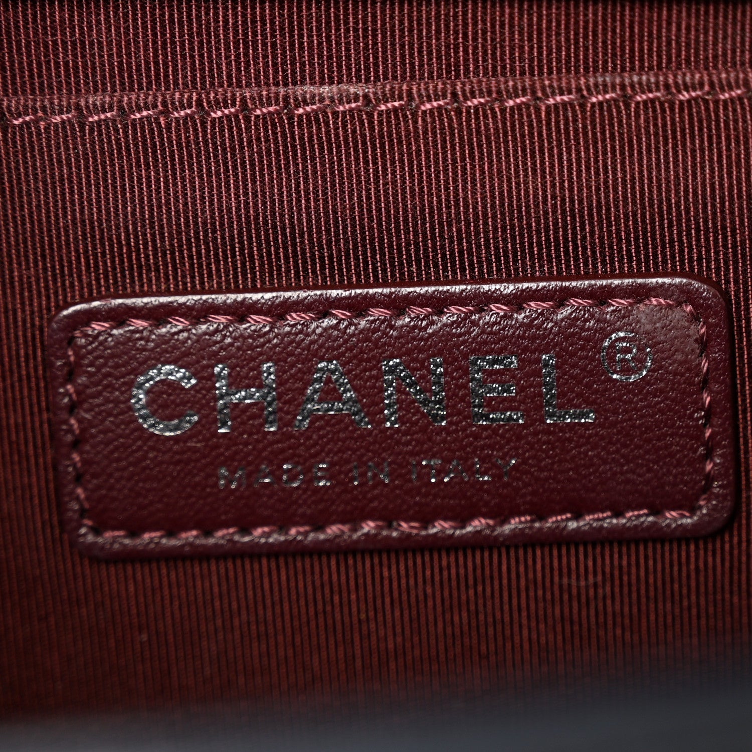 Calfskin Woven Medium Boy Flap Blue Burgundy