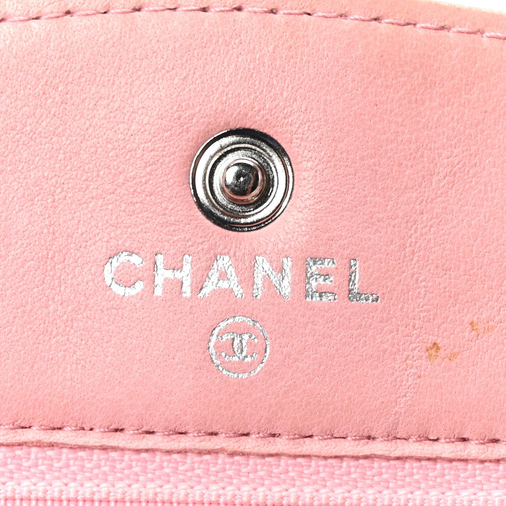 Caviar Timeless CC Wallet on Chain WOC Pink