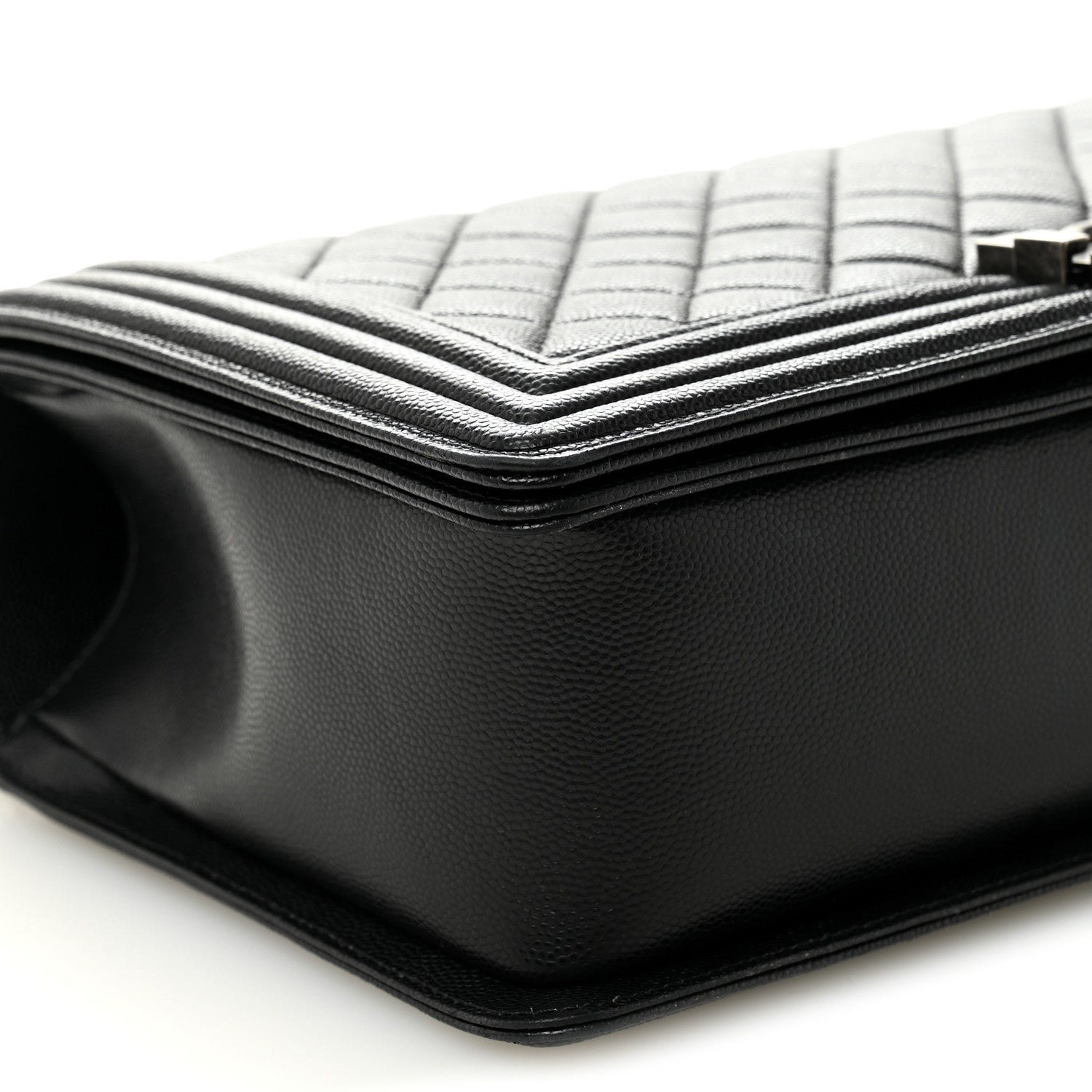 Caviar Quilted New Medium Boy Flap Black
