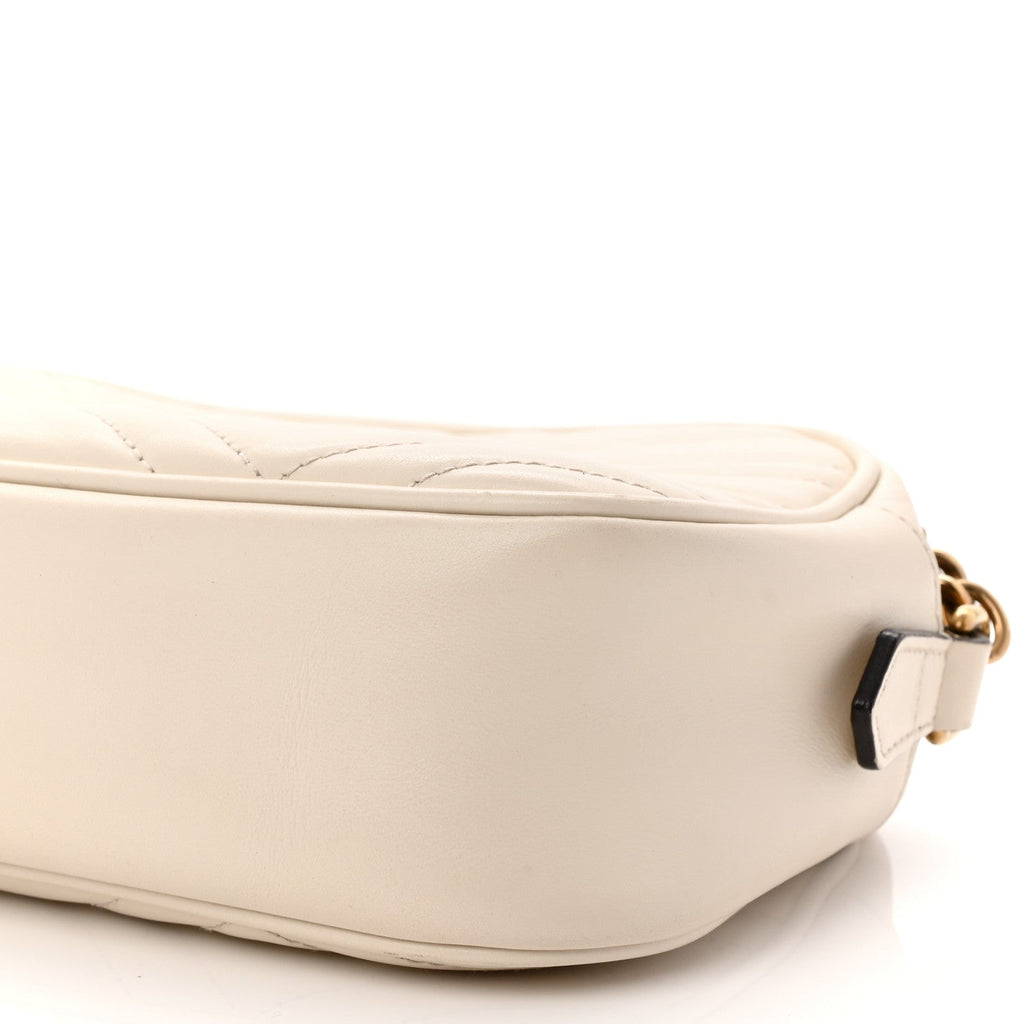 Calfskin Matelasse Small GG Marmont Chain Shoulder Bag White