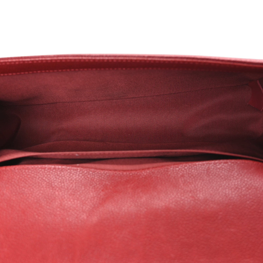 Caviar Quilted Medium Boy Flap Red