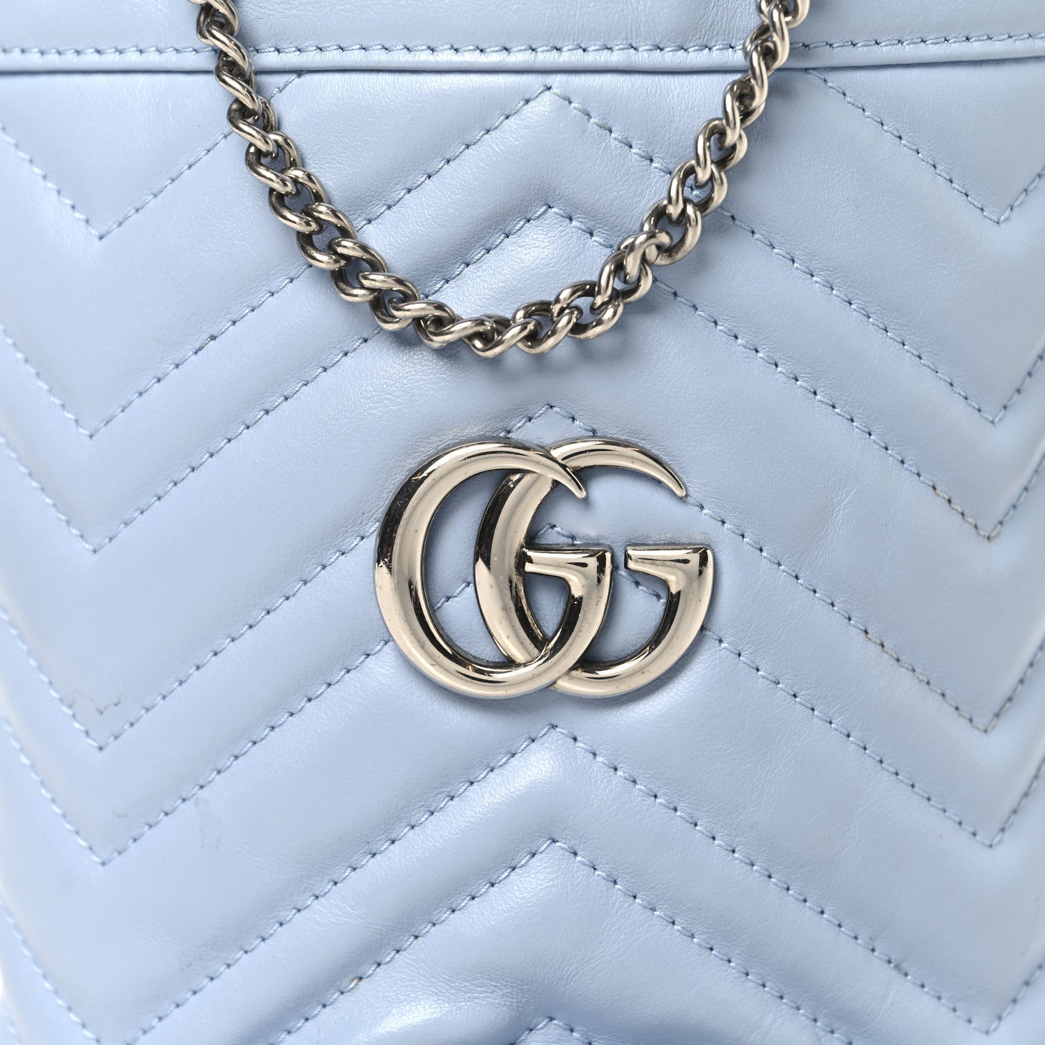 Calfskin Matelasse Mini GG Marmont 2.0 Bucket Bag Porcelain Light Blue
