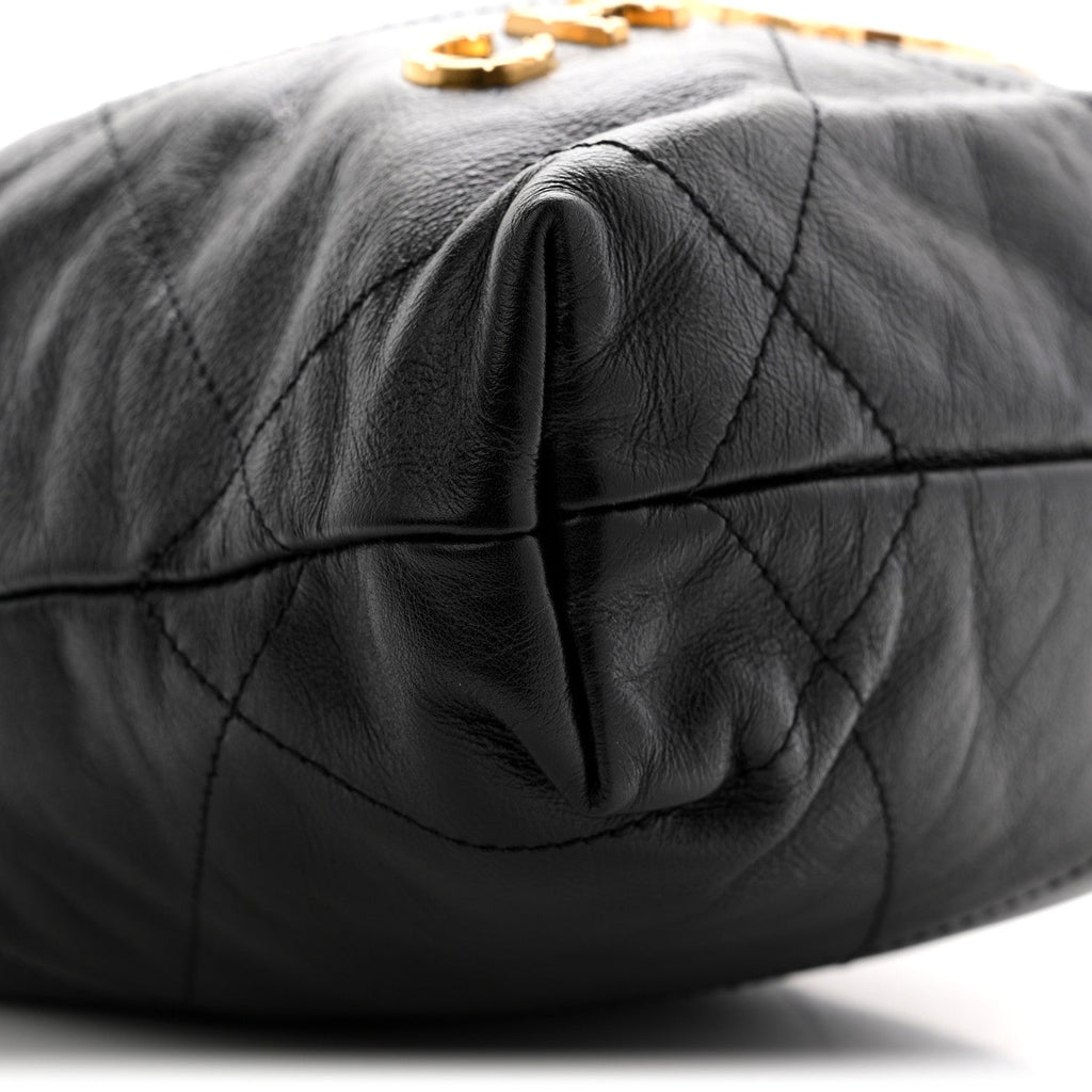 Shiny Crumpled Calfskin Quilted Pearl Mini Chanel 22 Black