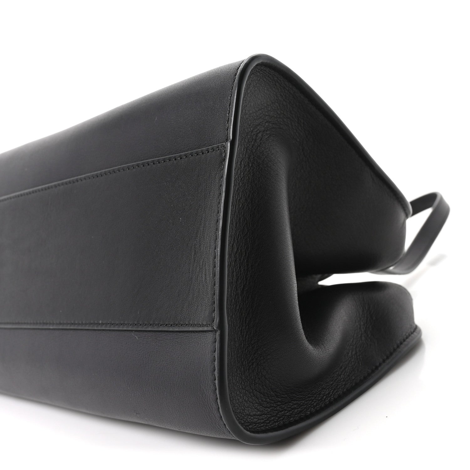 Smooth Calfskin Peggy Bag Black
