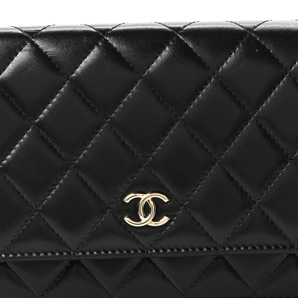 Calfskin Quilted Maxi Pearl Wallet On Chain WOC Black