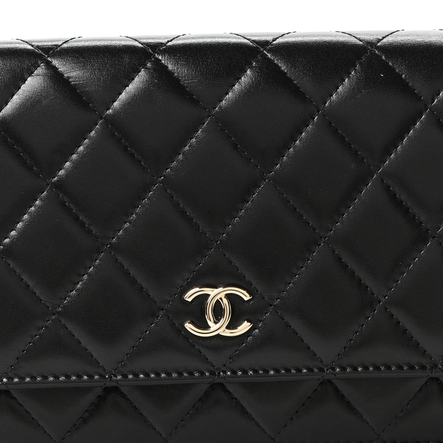 Calfskin Quilted Maxi Pearl Wallet On Chain WOC Black