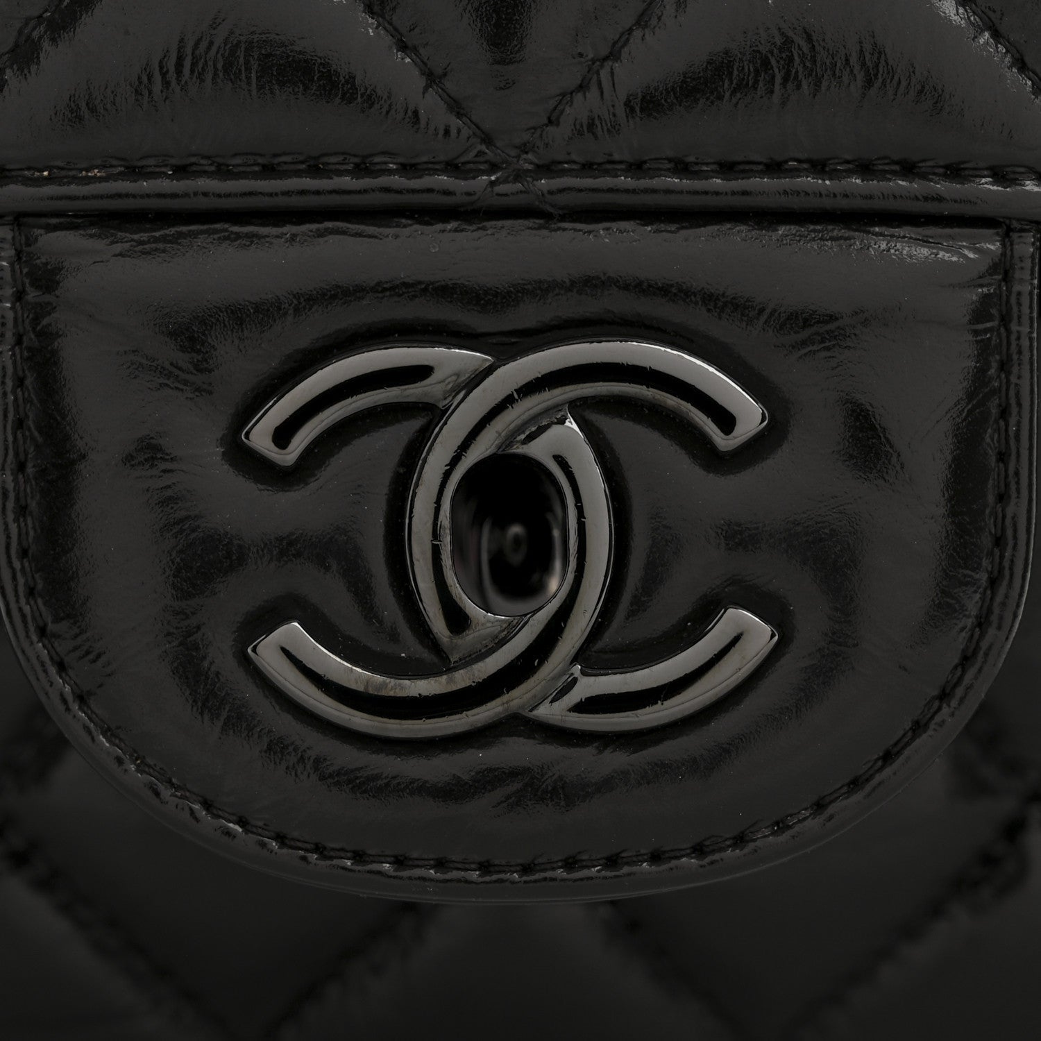 Shiny Crumpled Calfskin Quilted Jumbo Double Flap So Black