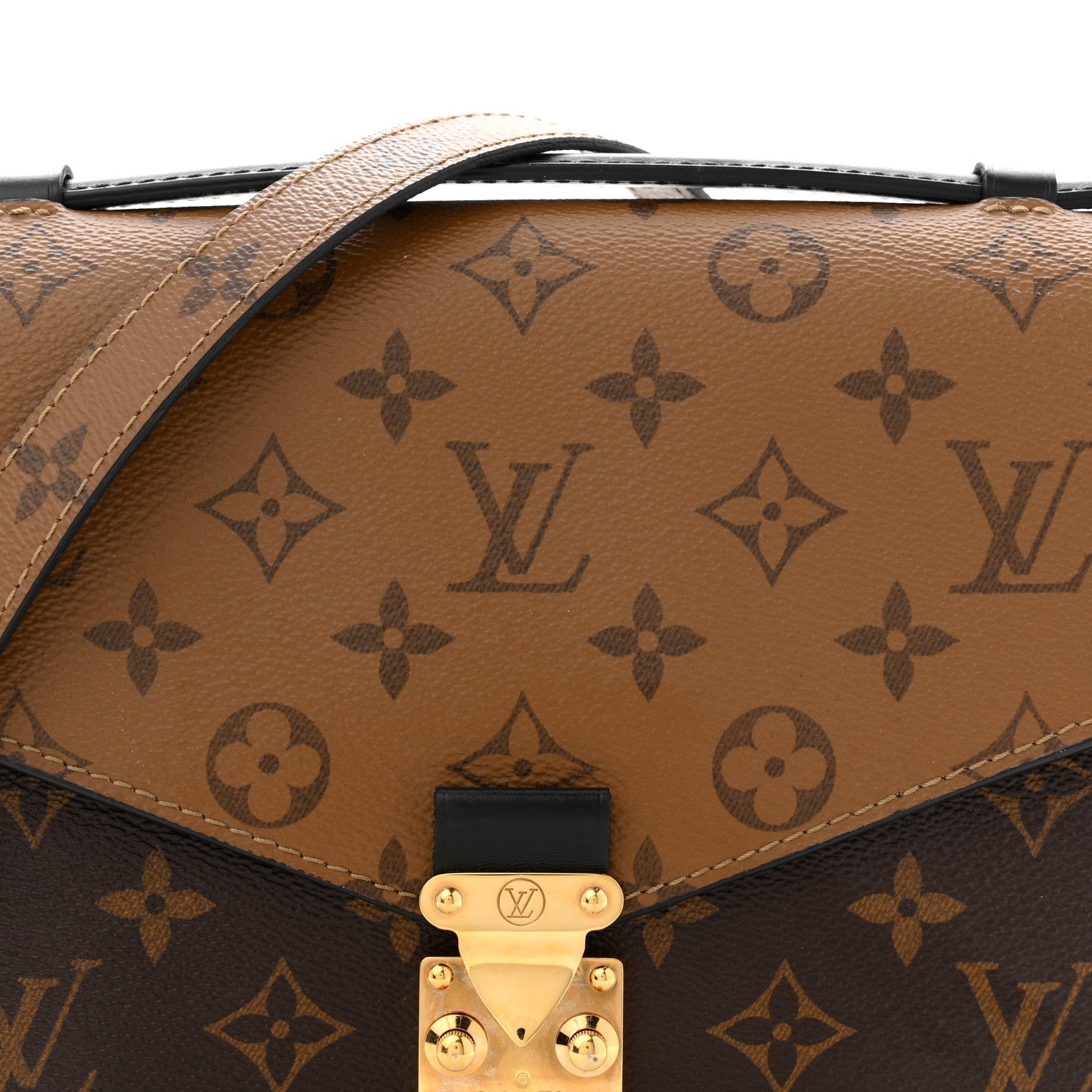 Reverse Monogram Pochette Metis
