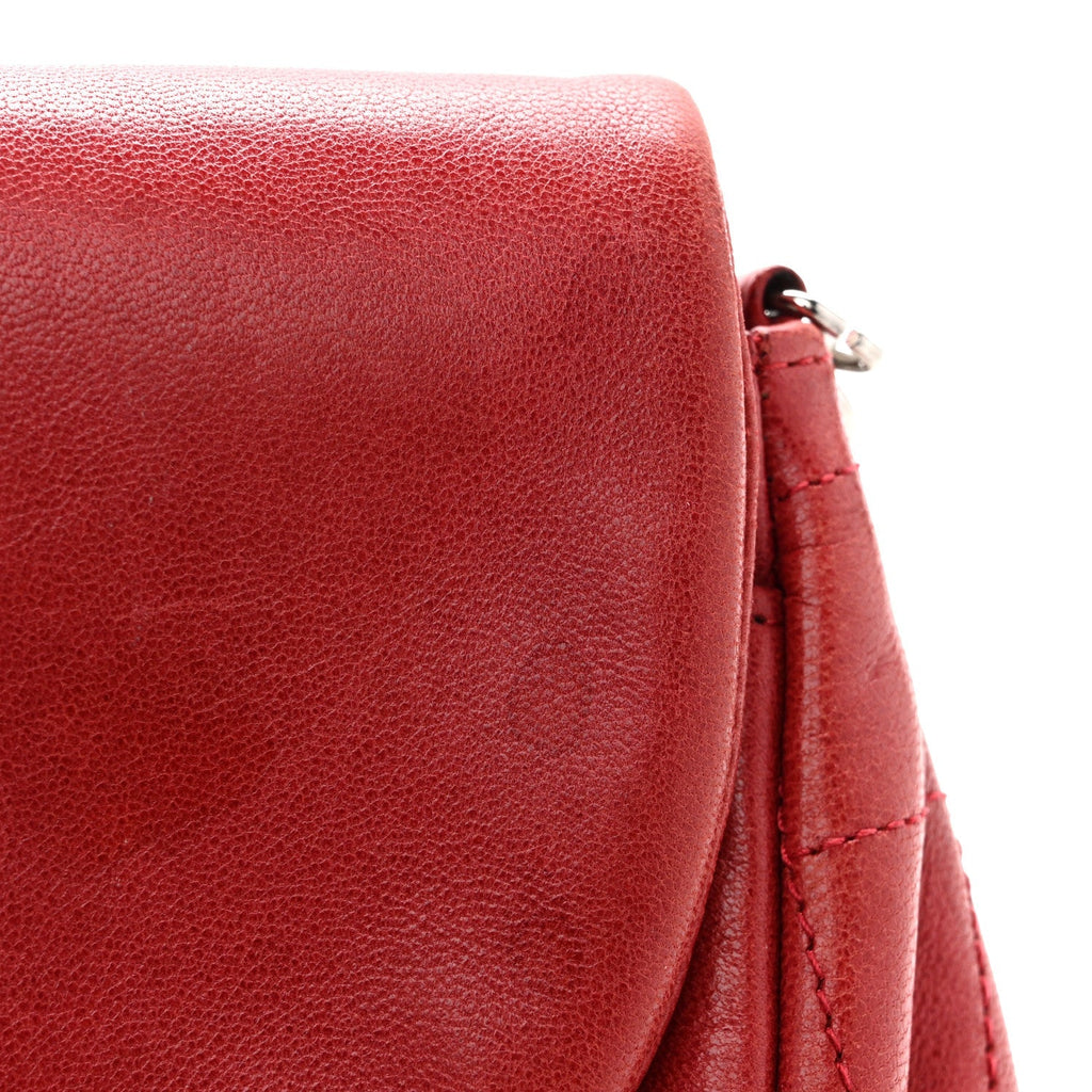 Lambskin Half Moon Wallet On Chain WOC Red