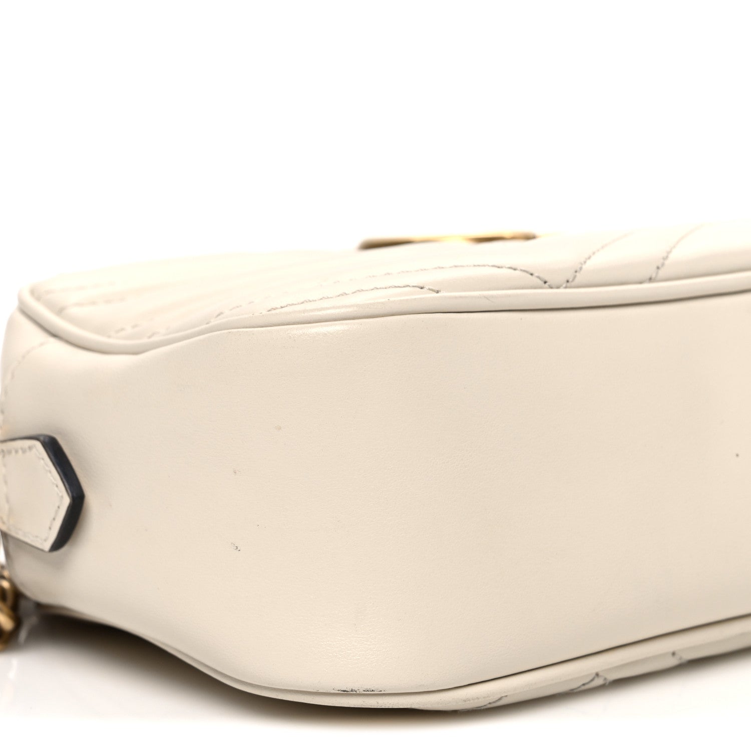 Calfskin Matelasse Small GG Marmont Chain Shoulder Bag White