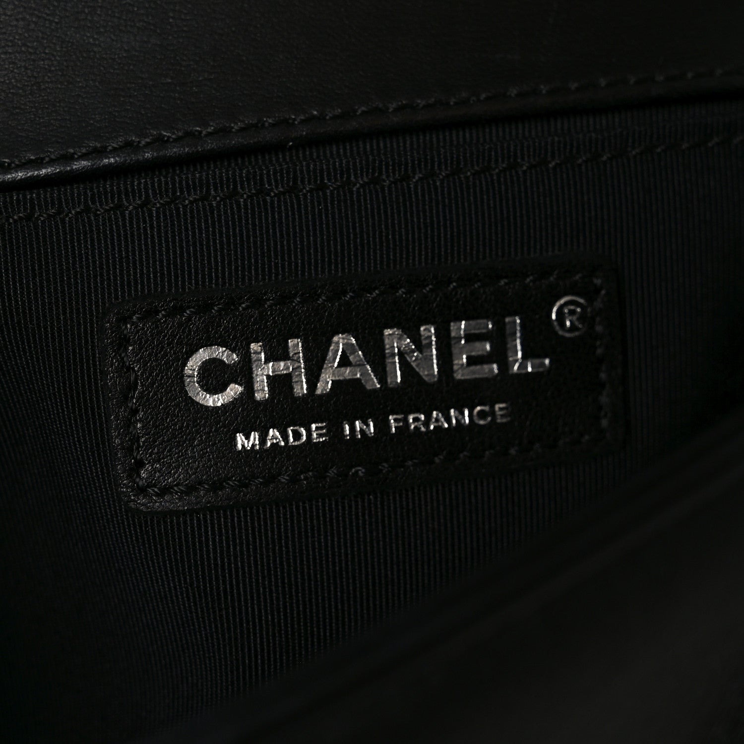 Calfskin Pleated Medium Boy Flap Black