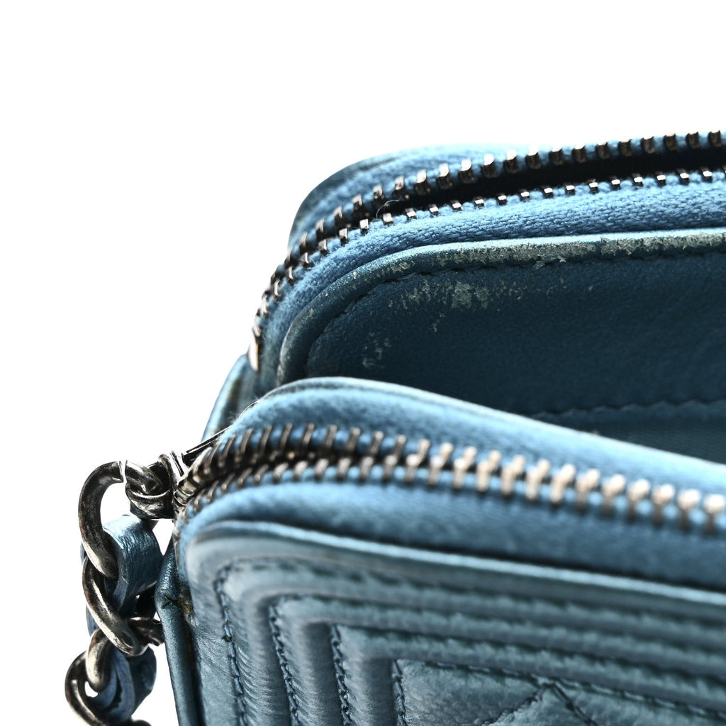 Metallic Caviar Quilted Small Boy Clutch With Chain Turquoise