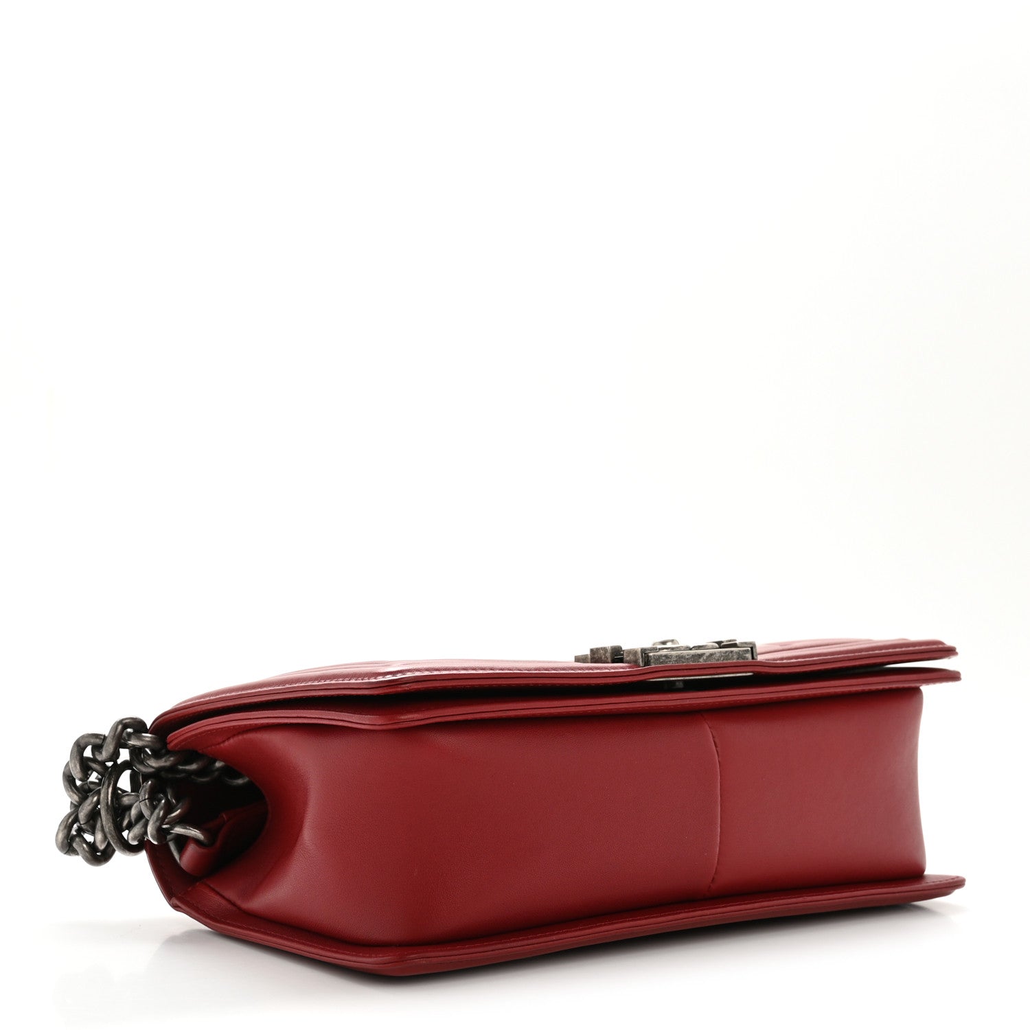 Lambskin Chevron Quilted Medium Boy Flap Red