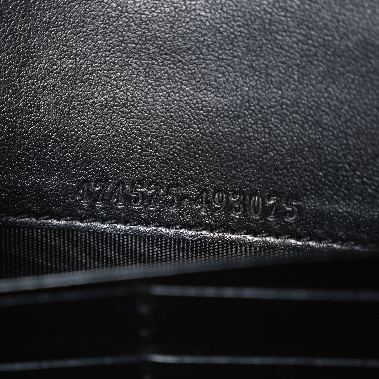 Calfskin Matelasse GG Marmont Chain Wallet Black