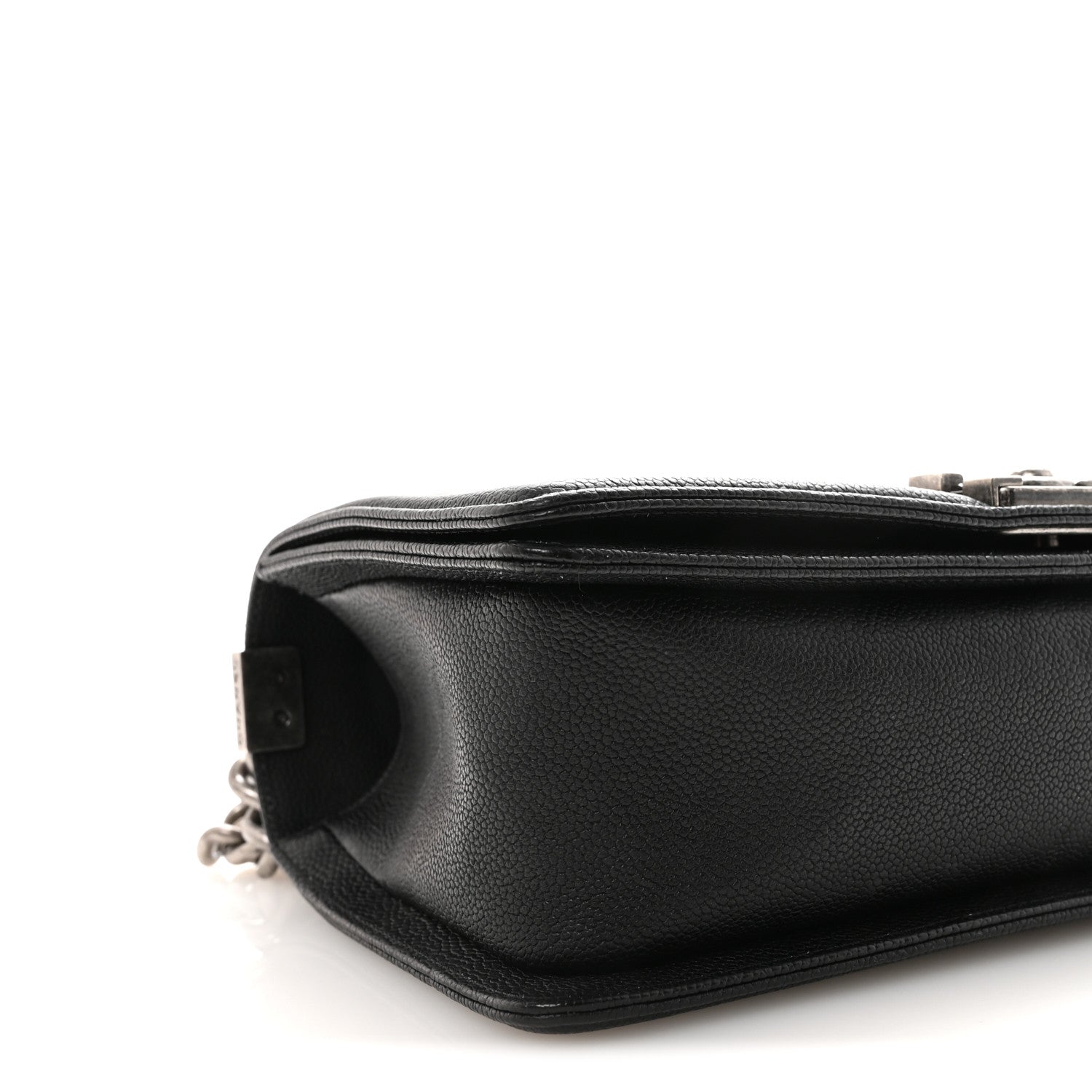 Caviar Quilted Medium Boy Flap Black
