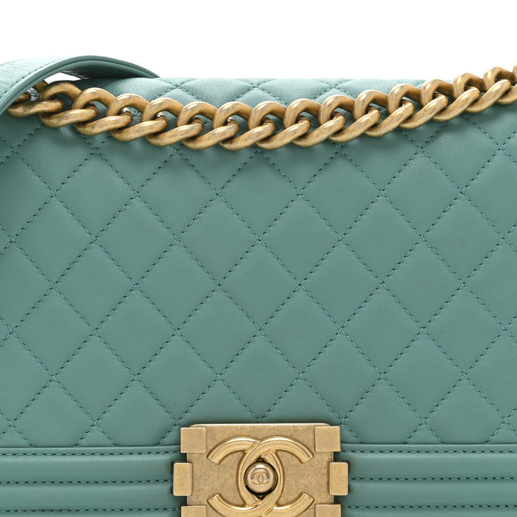Lambskin Quilted Medium Boy Flap Green