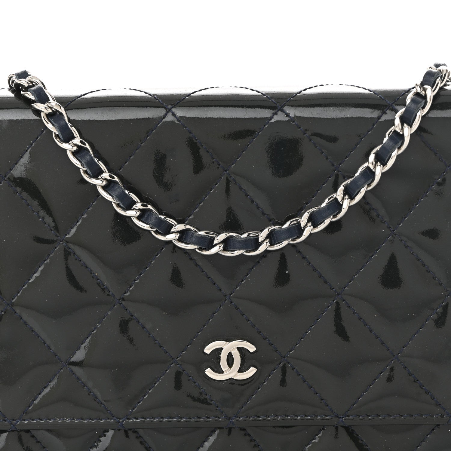 Patent Quilted Wallet On Chain WOC Navy Blue