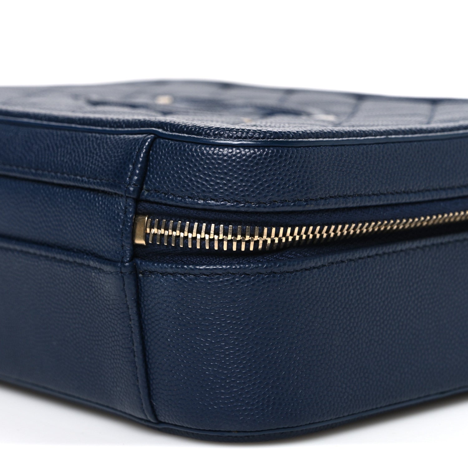 Caviar Quilted Medium CC Filigree Vanity Case Navy