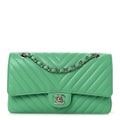 Caviar Chevron Quilted Medium Double Flap Green