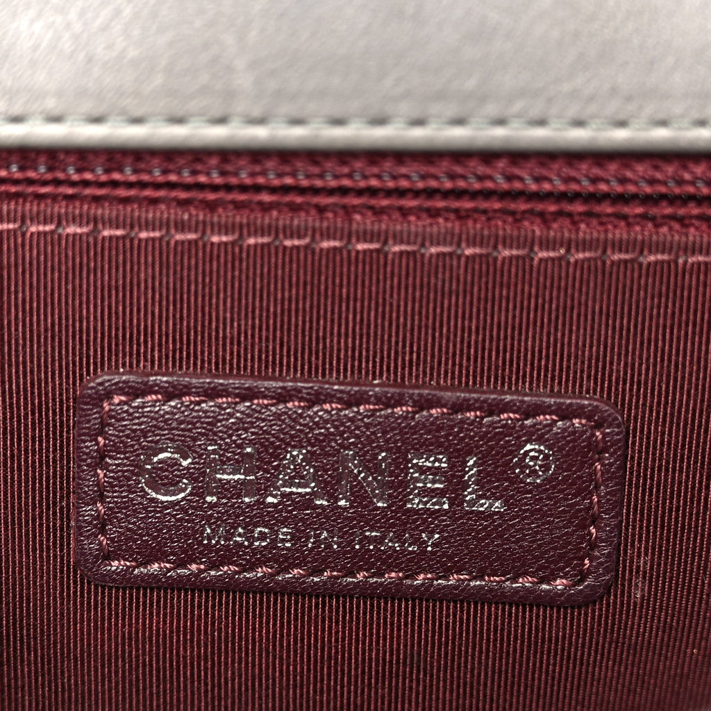 Calfskin Double Stitch New Medium Boy Flap Grey