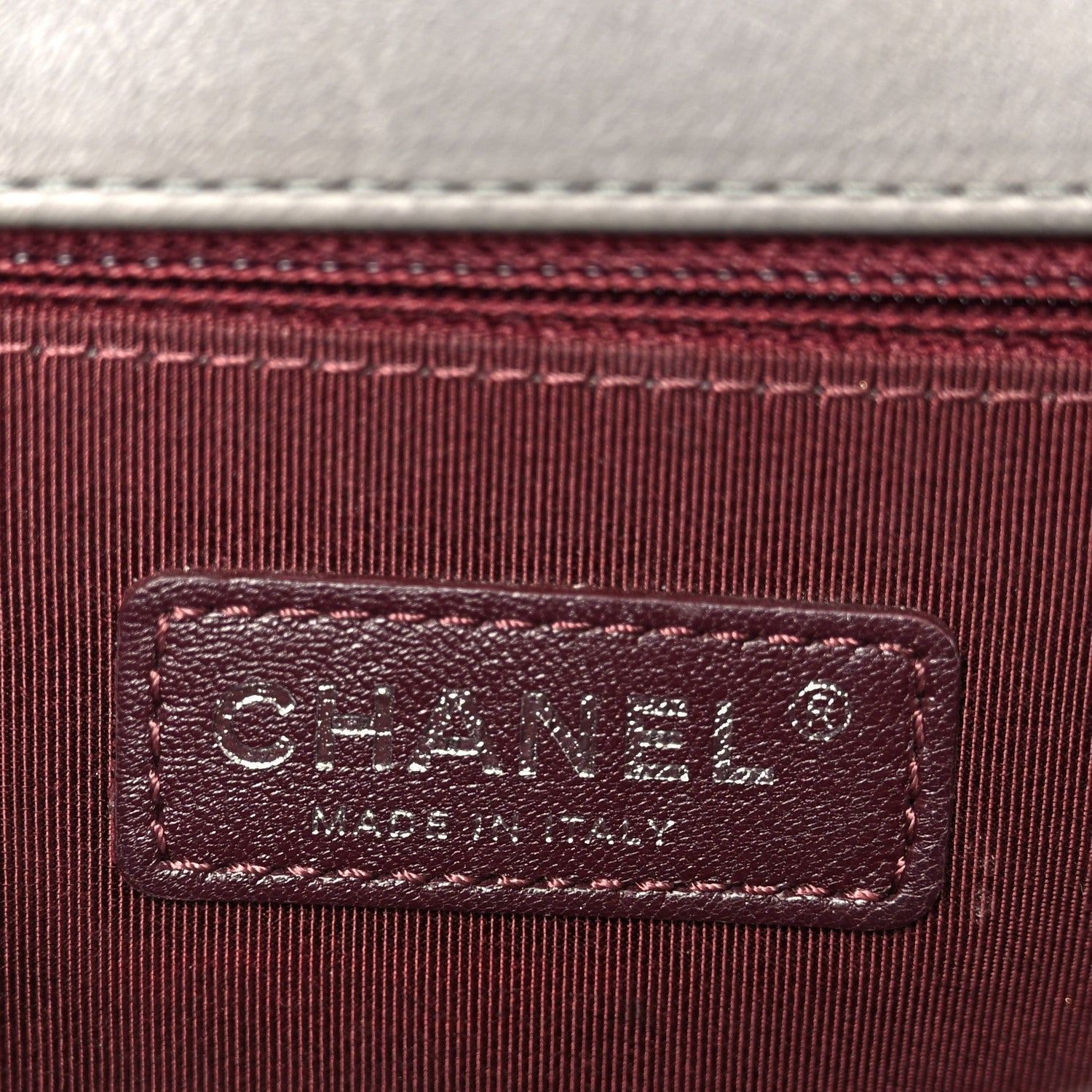 Calfskin Double Stitch New Medium Boy Flap Grey