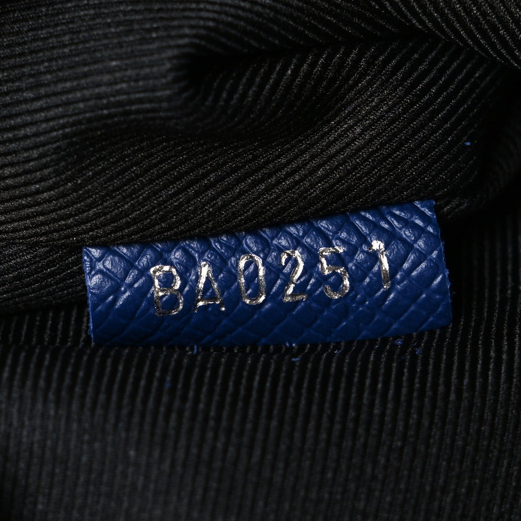 Taiga Monogram Eclipse Keepall Bandouliere 50 Pacific Blue