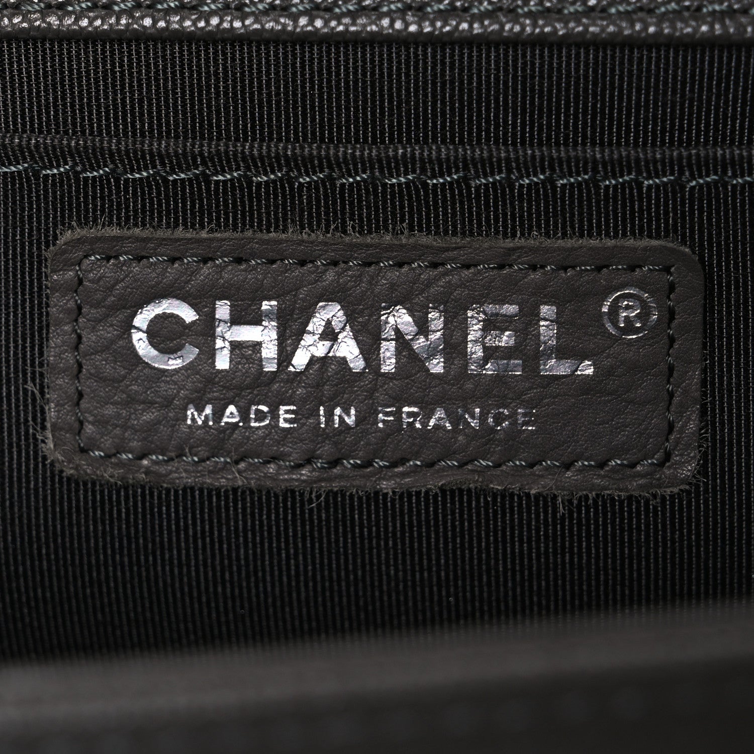 Caviar Quilted Medium Boy Flap Dark Grey