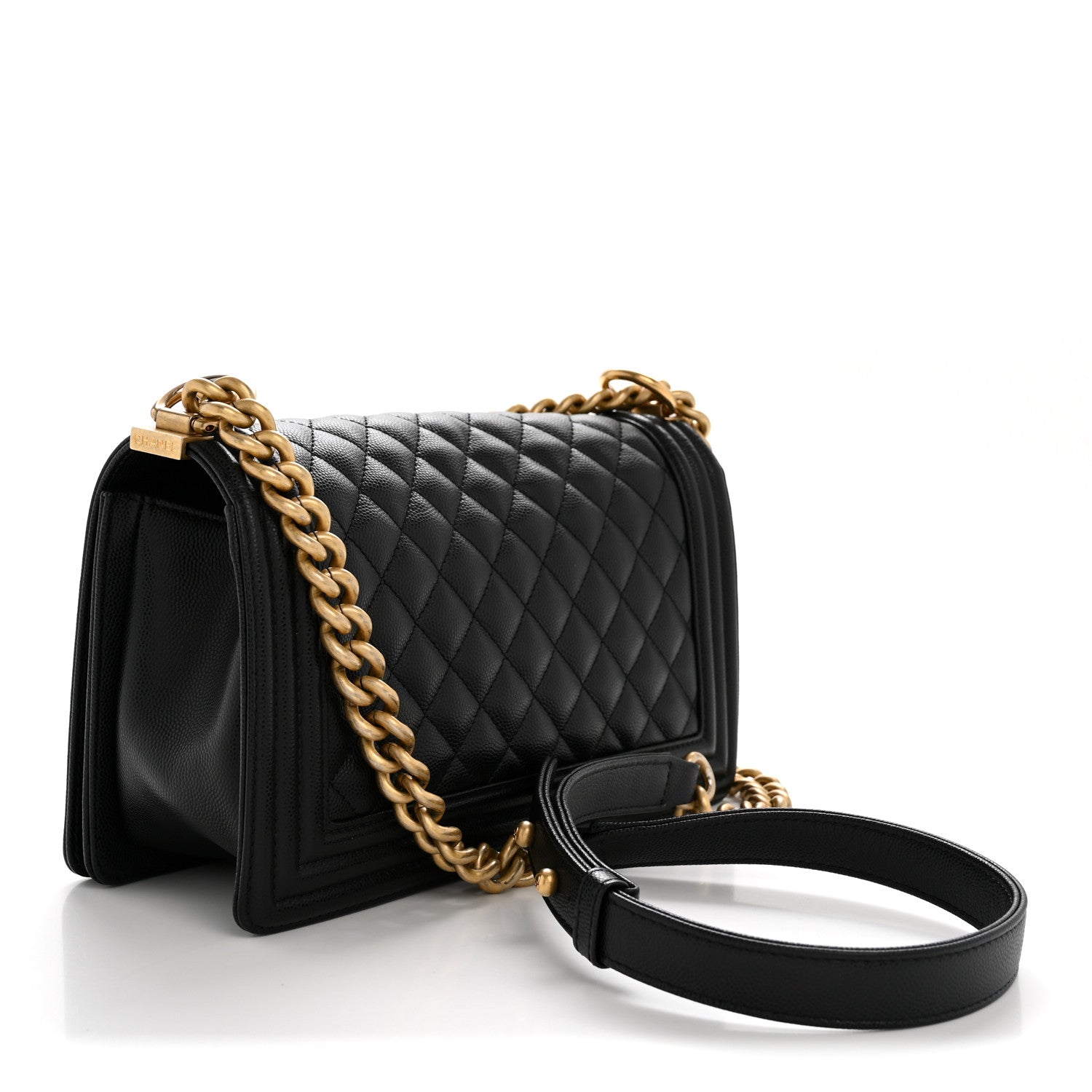 Caviar Quilted Medium Boy Flap Black