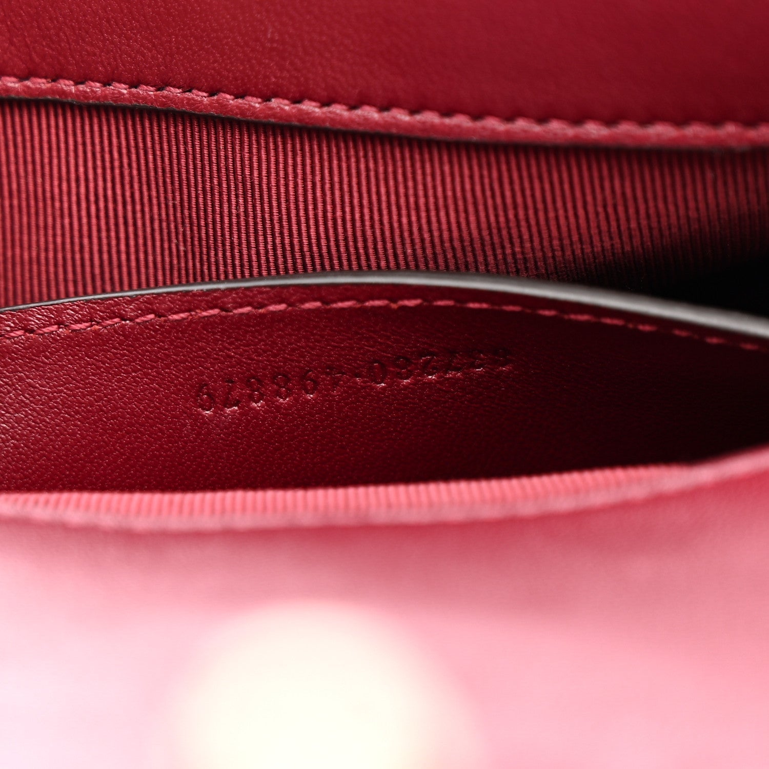 Lambskin Matelasse Small GG Marmont Shoulder Bag Rosso Ancora