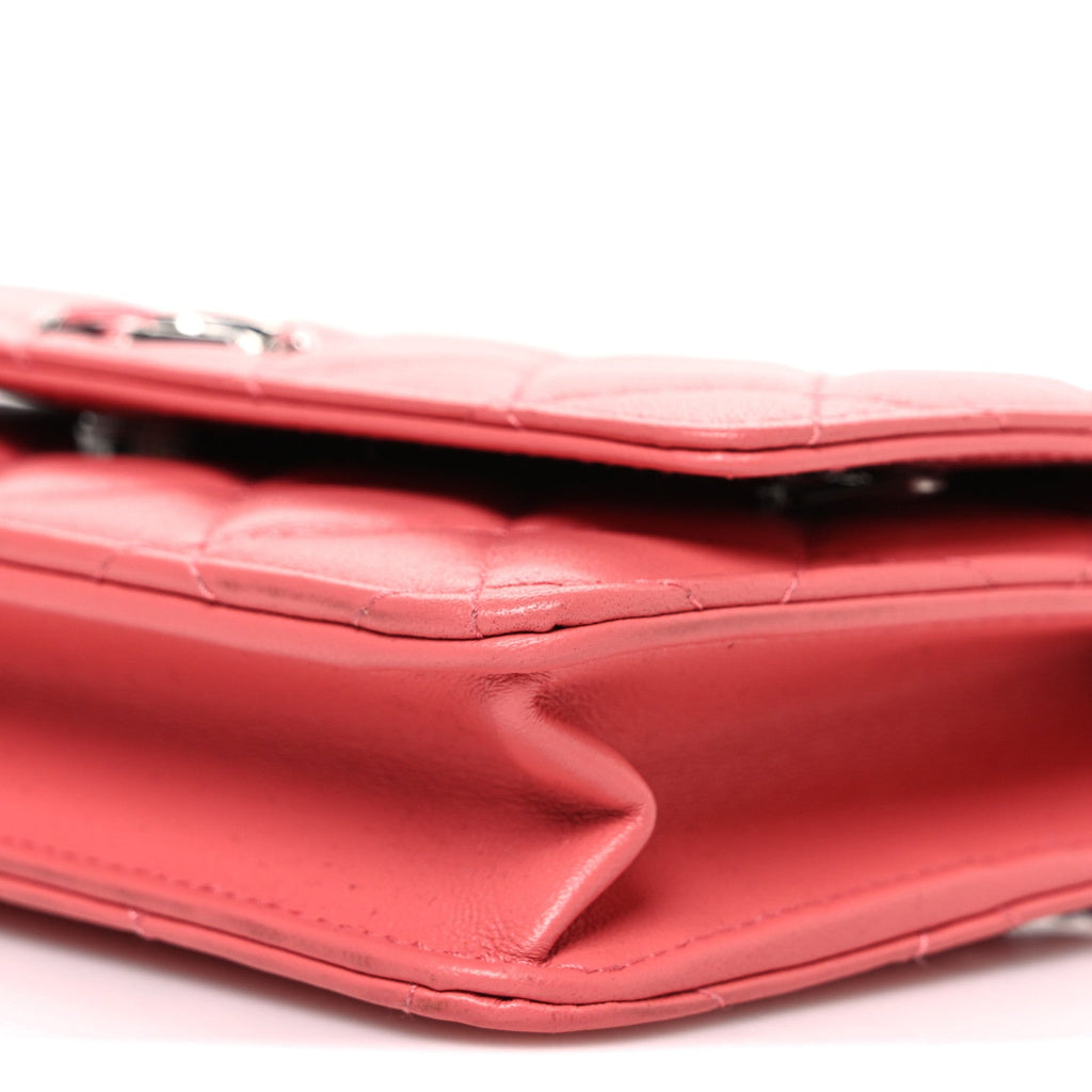 Lambskin Quilted Wallet On Chain WOC Pink