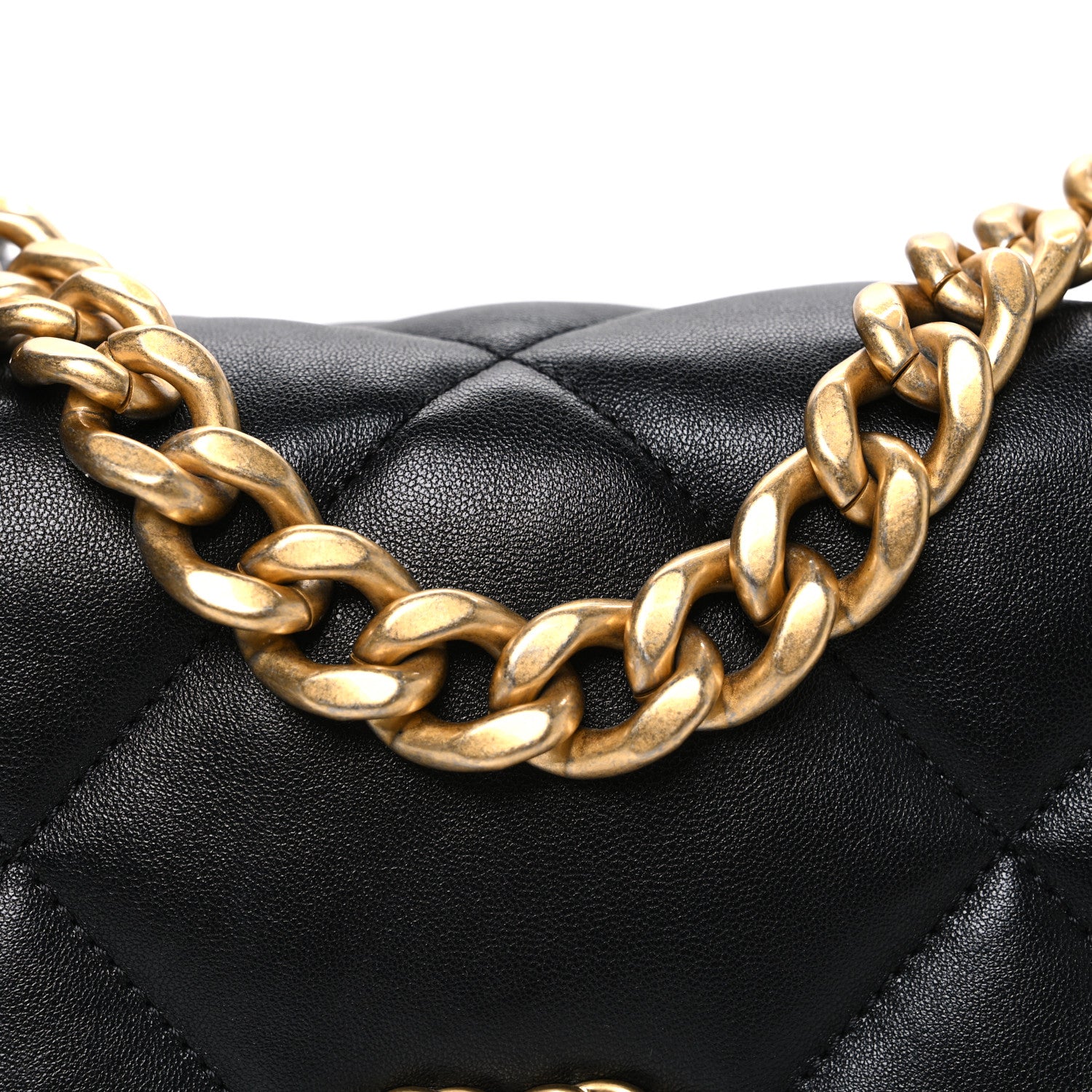 Lambskin Quilted Medium Chanel 19 Flap Black