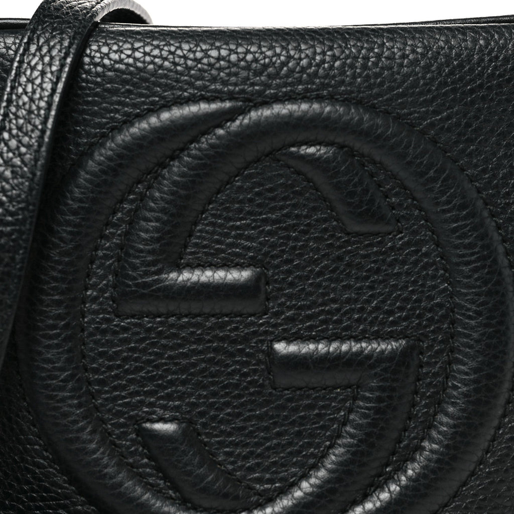 Pebbled Calfskin Small Soho Disco Bag Black