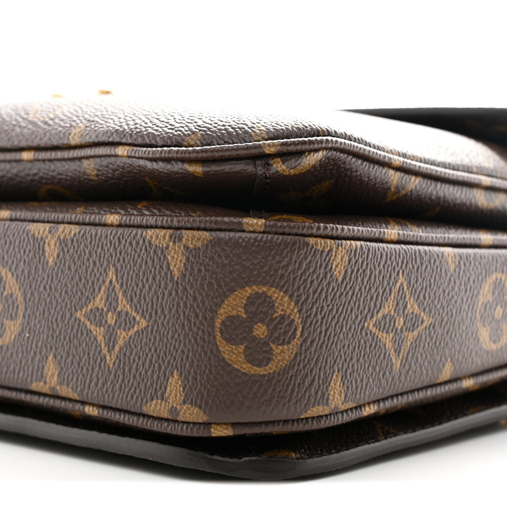 Monogram Pochette Metis