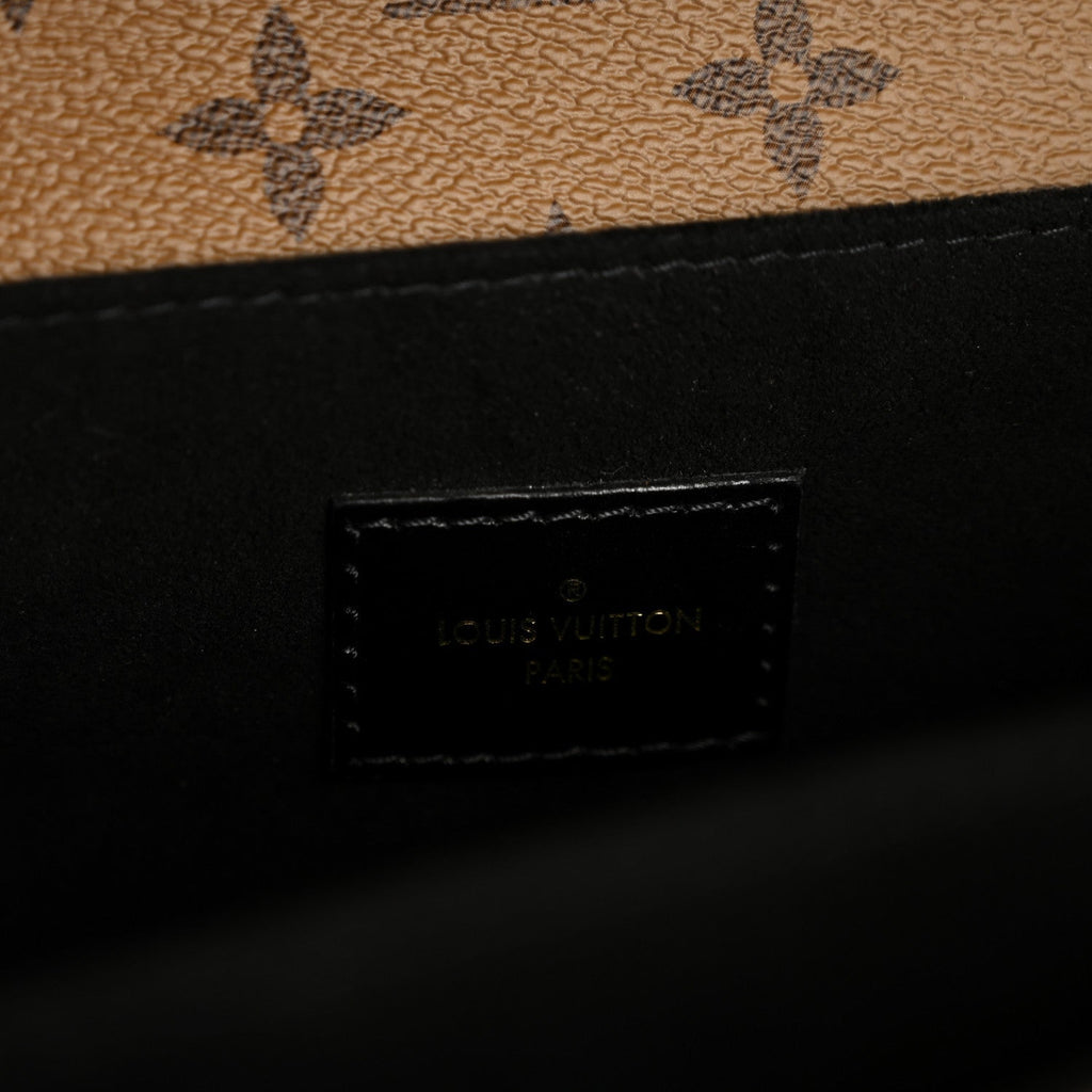 Reverse Monogram Pochette Metis
